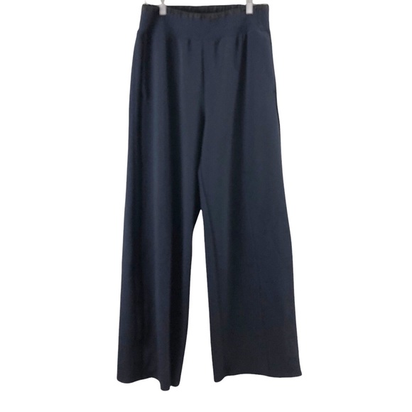 Athletes Metropolis Wide Leg Pants - Picture 8 of 10